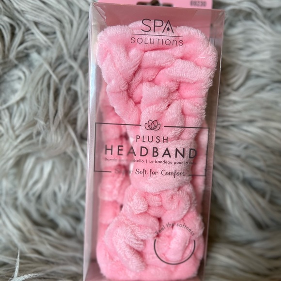 NIB PLUSH HEADBAND - Picture 2 of 3